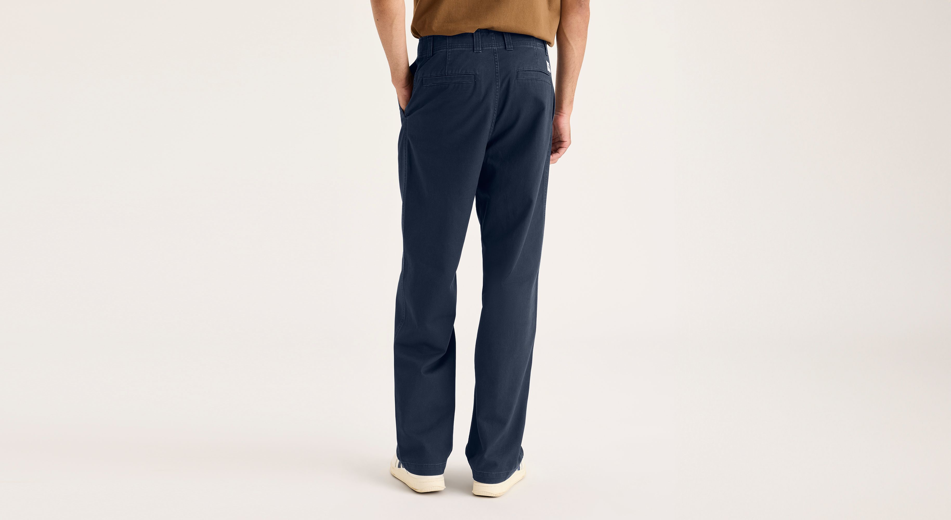 Eighty-Six Alpha Chino Pants, Loose Fit - Dockers®