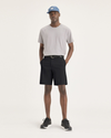 Front view of model wearing Beautiful Black Short chino Go, fit straight avec Airweave.