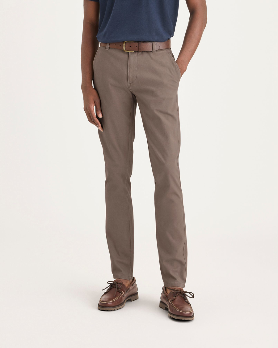 Front view of model wearing Fossil Men's Smart 360 Flex Ultimate Chino.