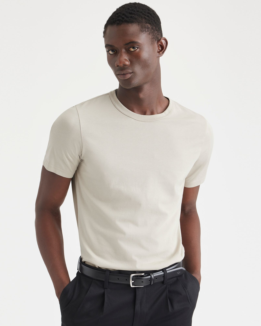 Front view of model wearing Grit Men's Slim Fit Icon Tee Shirt.