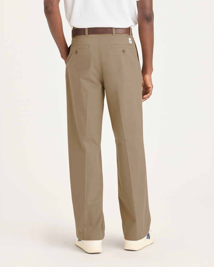 Eighty-Six Original Pleated Chinos, Loose Fit - Dockers®