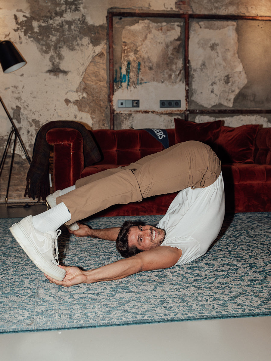 Chino & Khaki Trousers for Men and Women – Dockers® UK