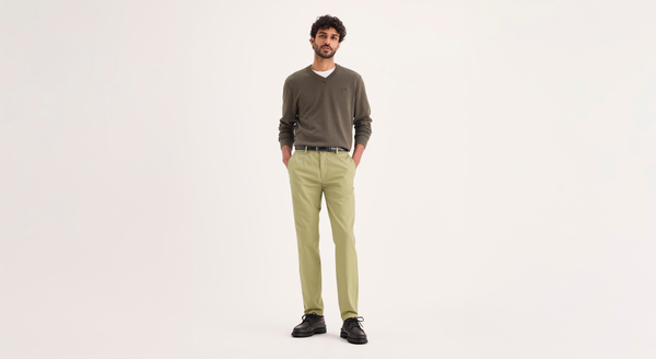 Signature Iron Free Khakis Skinny Fit Stain Defender®