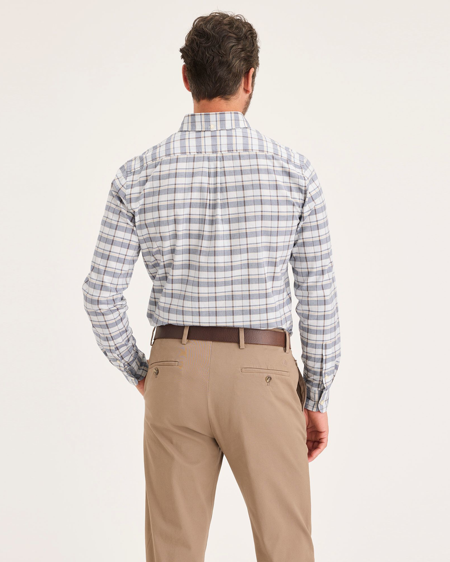 Back view of model wearing Noveno Artic Ice Men's Slim Fit Oxford Shirt.