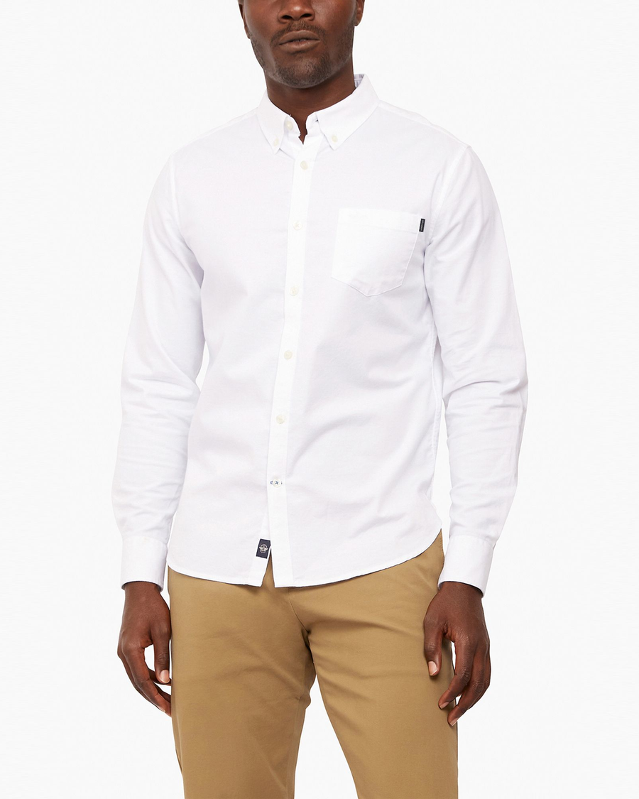 Front view of model wearing Paper White Men's Slim Fit 2 Button Collar Shirt.