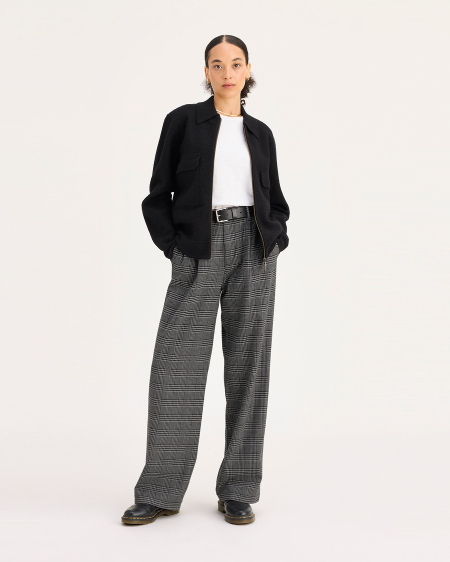 Front view of model wearing Piedra Bottom Pirate Black Women's Straight Fit Original Pleated High Wide Khaki Pants.