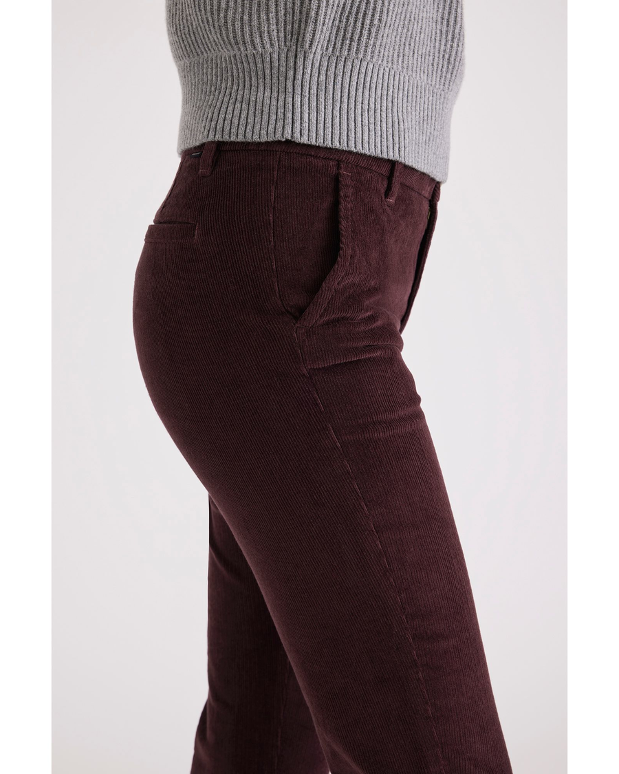 Side view of model wearing Winetasting Women's Slim Fit Weekend Chino Pants.